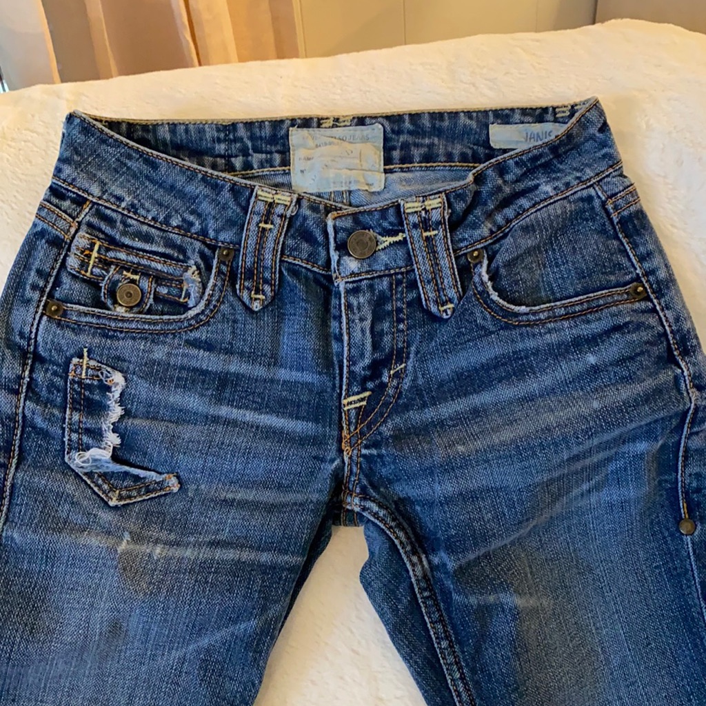 Nice Jeans In Good Used Condition. W24 L32
